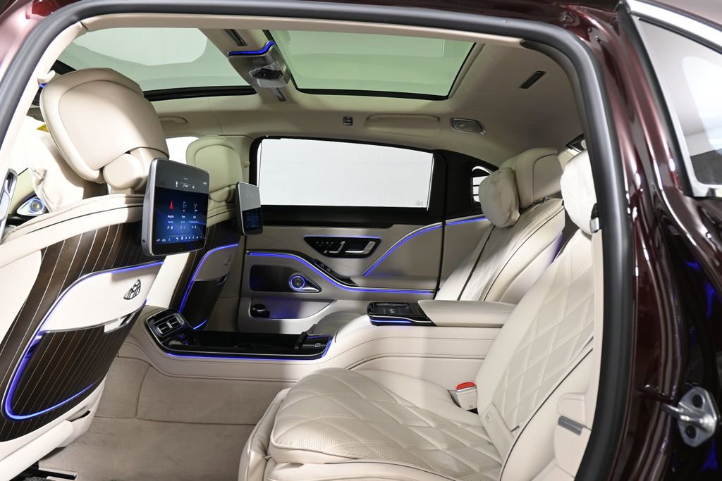 Certified 2023 Mercedes-Benz Maybach S 680 4MATIC image 34