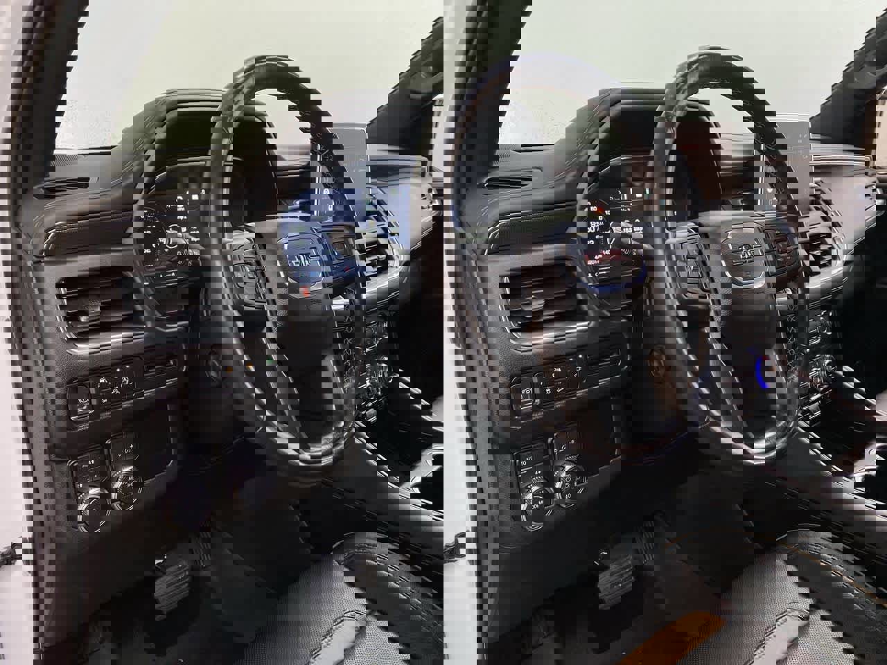 Used 2022 GMC Yukon AT4 image 2