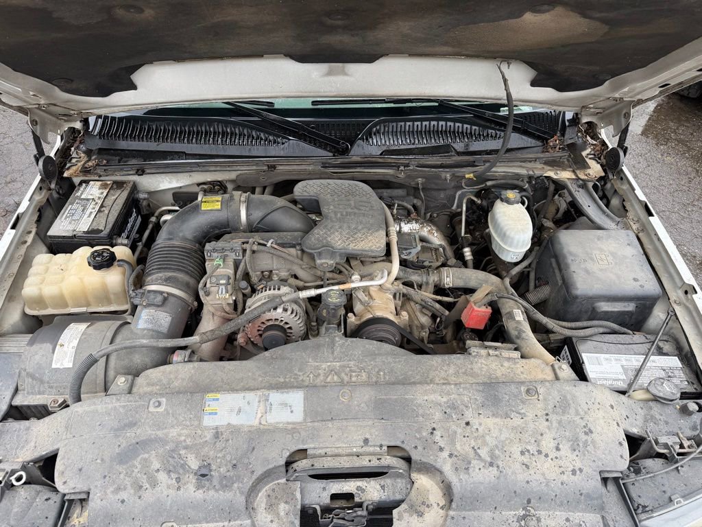 Used 2007 Chevrolet Silverado 2500 LT w/ Heavy-Duty Power Package image 5