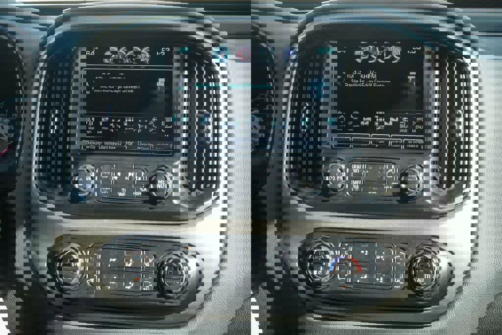 Used 2016 Chevrolet Colorado Z71 image 12