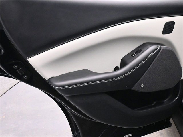 Used 2021 Ford Mustang Mach-E Premium image 12