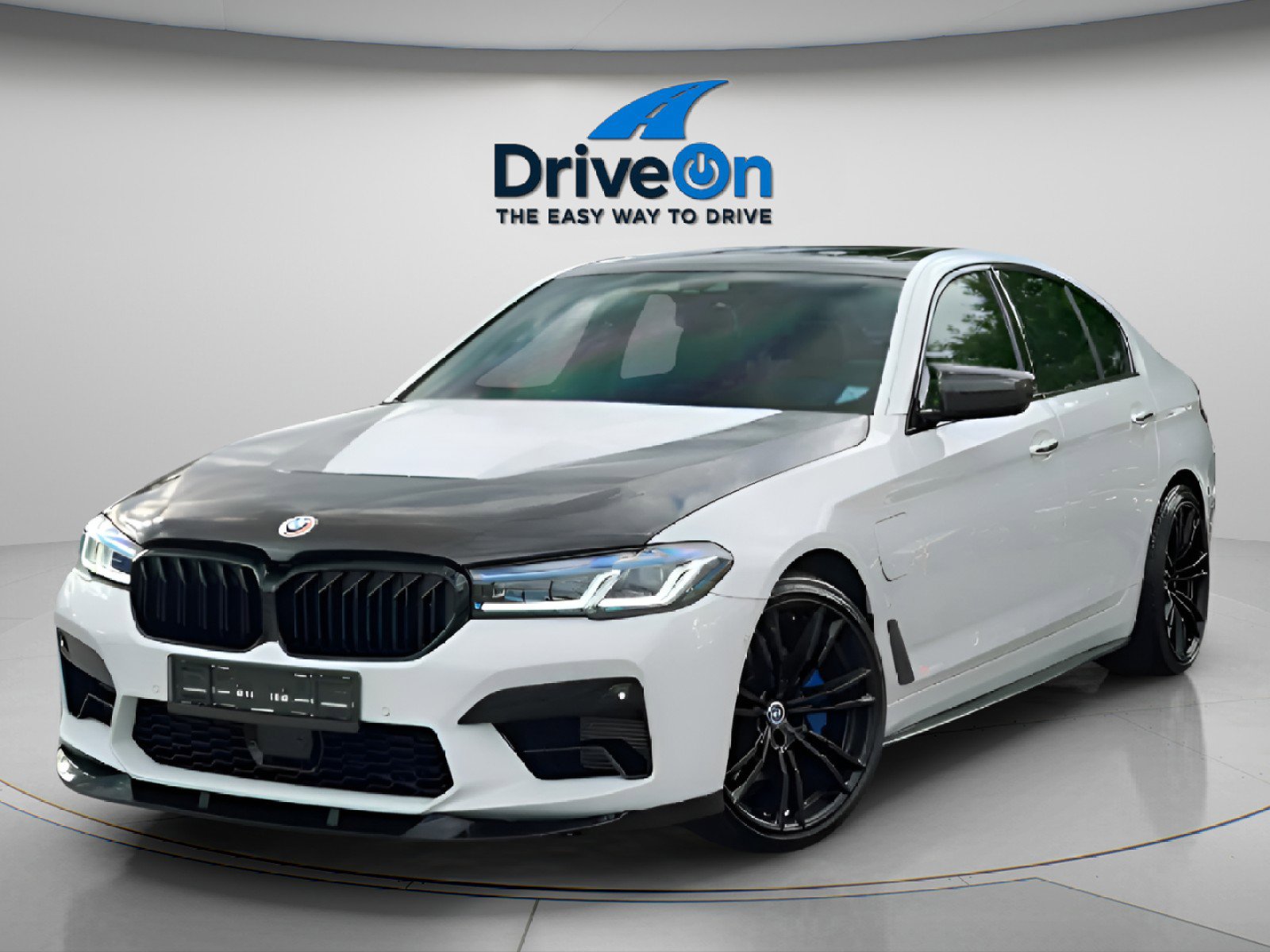 Used 2018 BMW 530e xDrive image 16