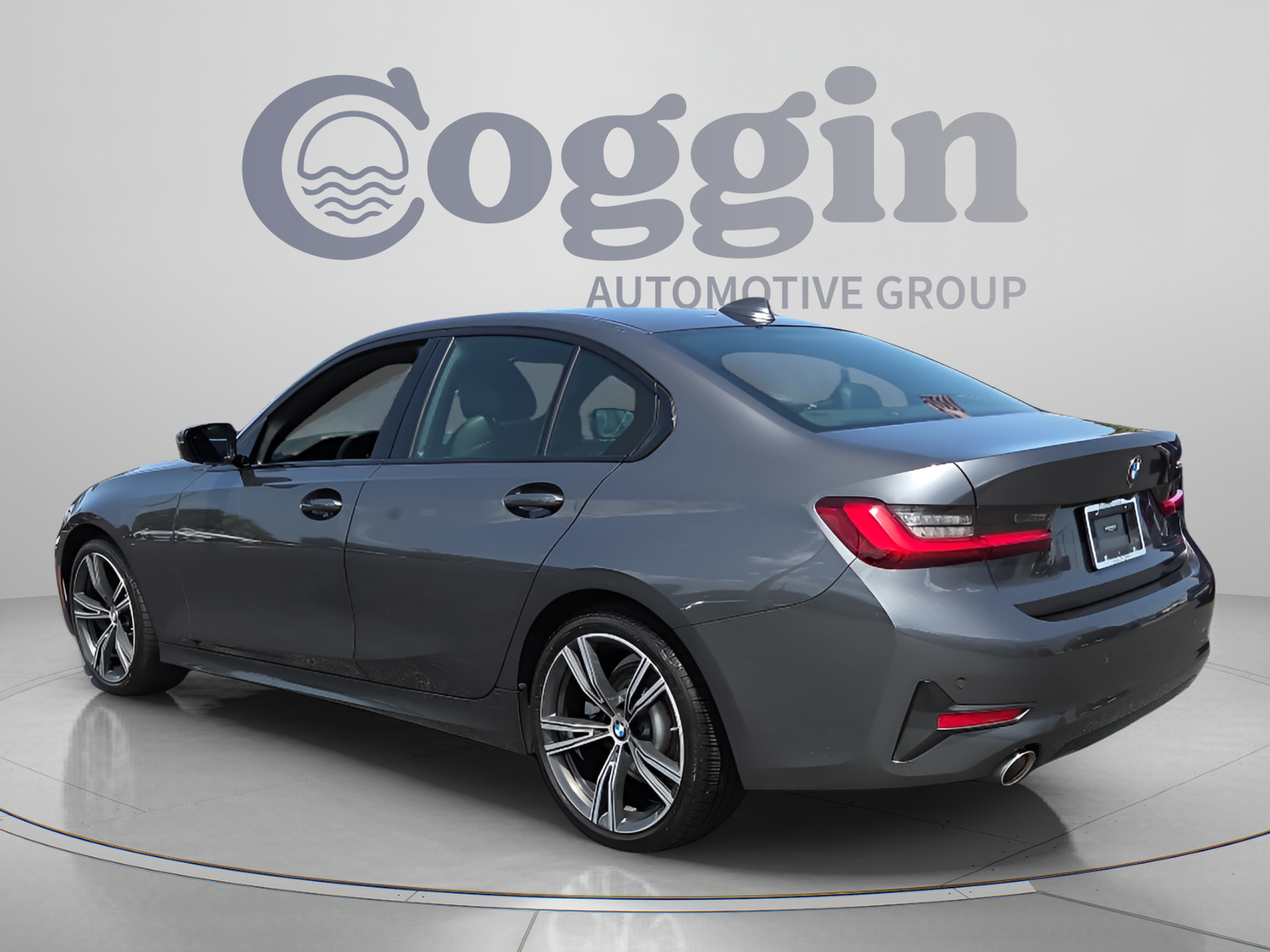 Used 2022 BMW 330i Sedan w/ Driving Assistance Package RWD image 3