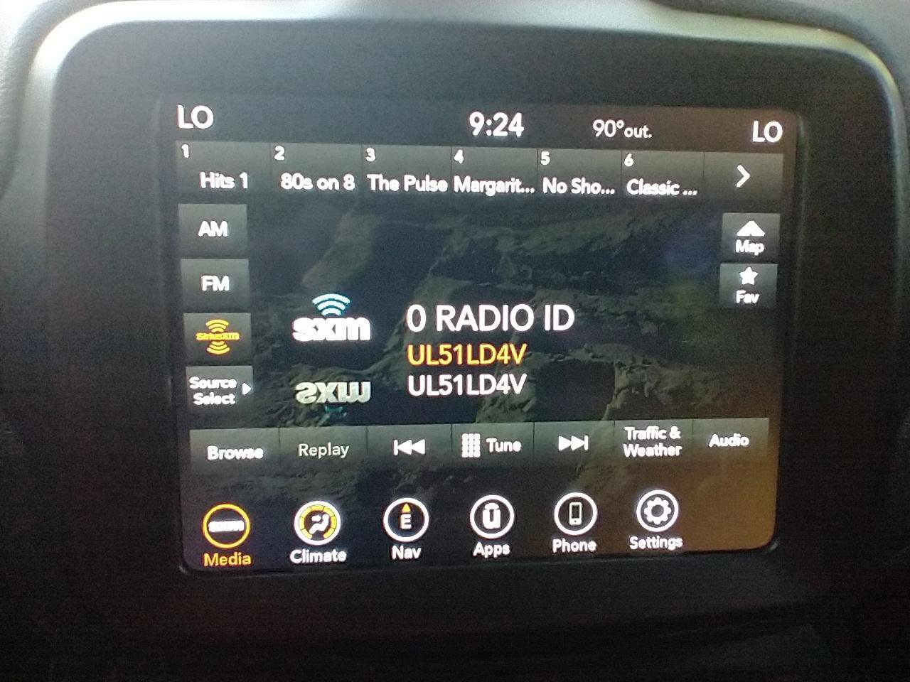 Used 2021 Jeep Renegade Latitude FWD image 37