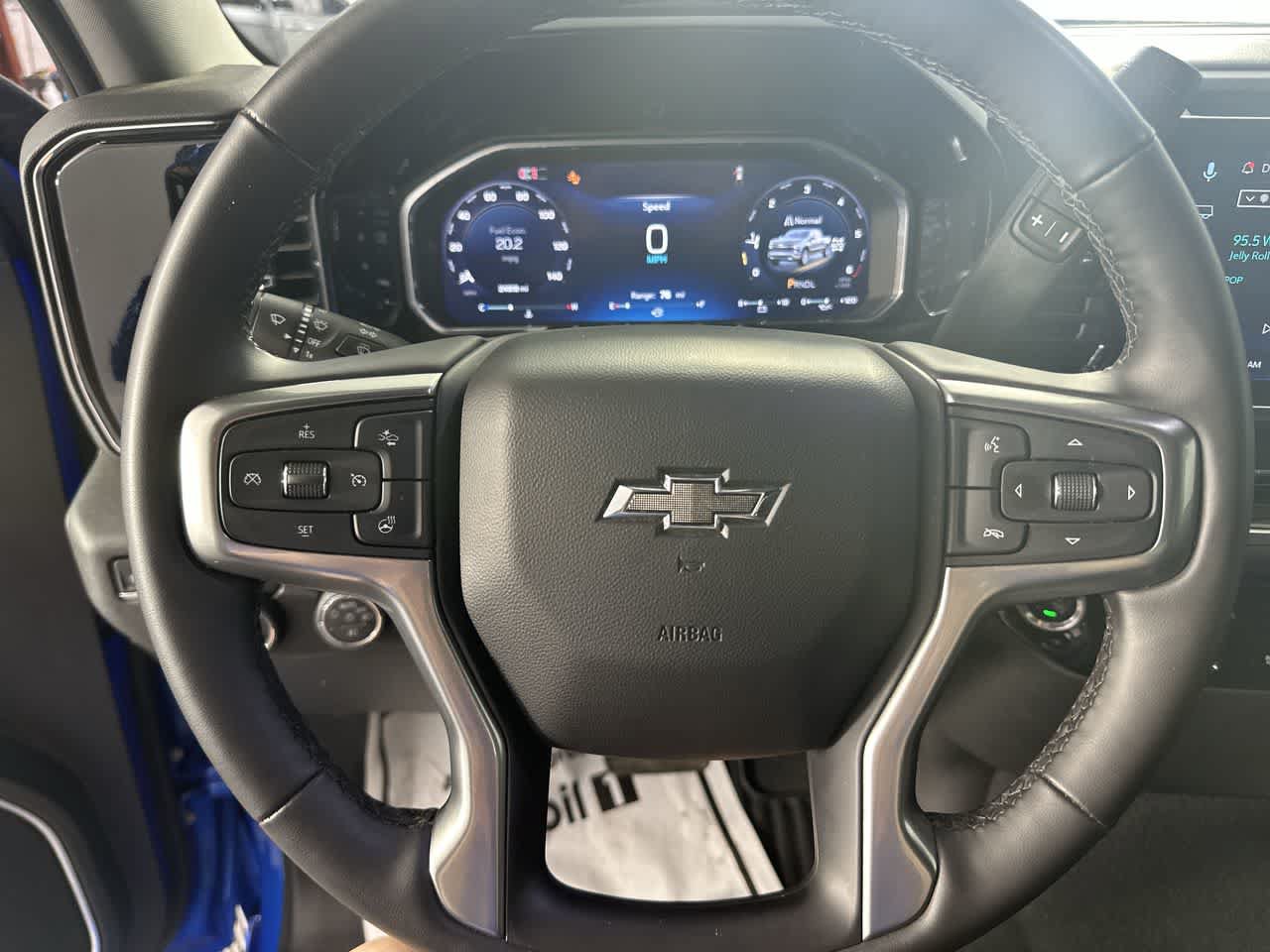 Used 2026 Chevrolet Silverado 1500 RST AWD/4WD image 4