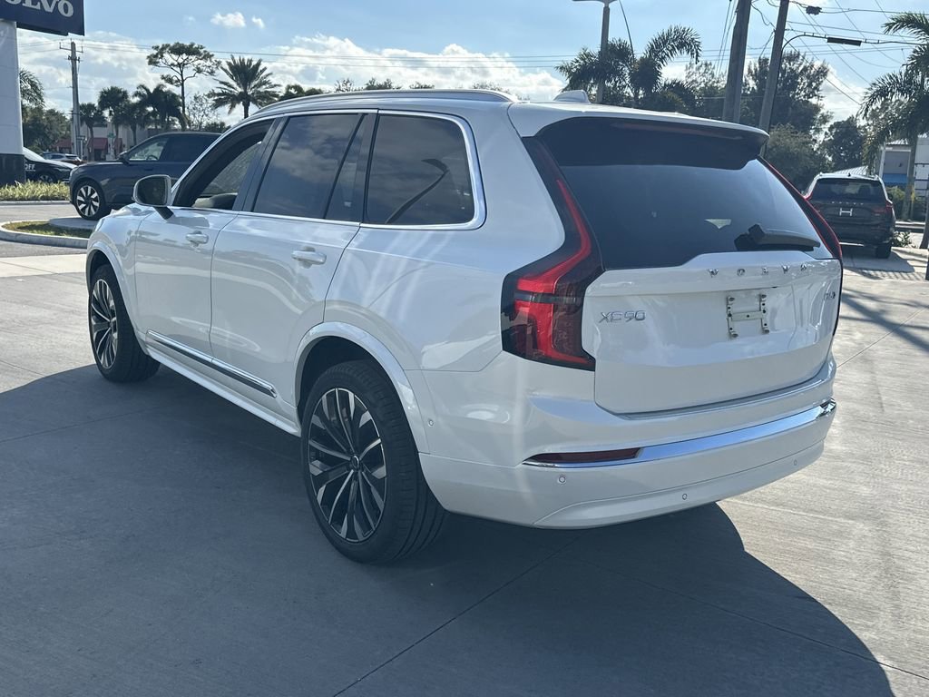 New 2026 Volvo XC90 B6 Plus w/ Protection Package Premier image 8