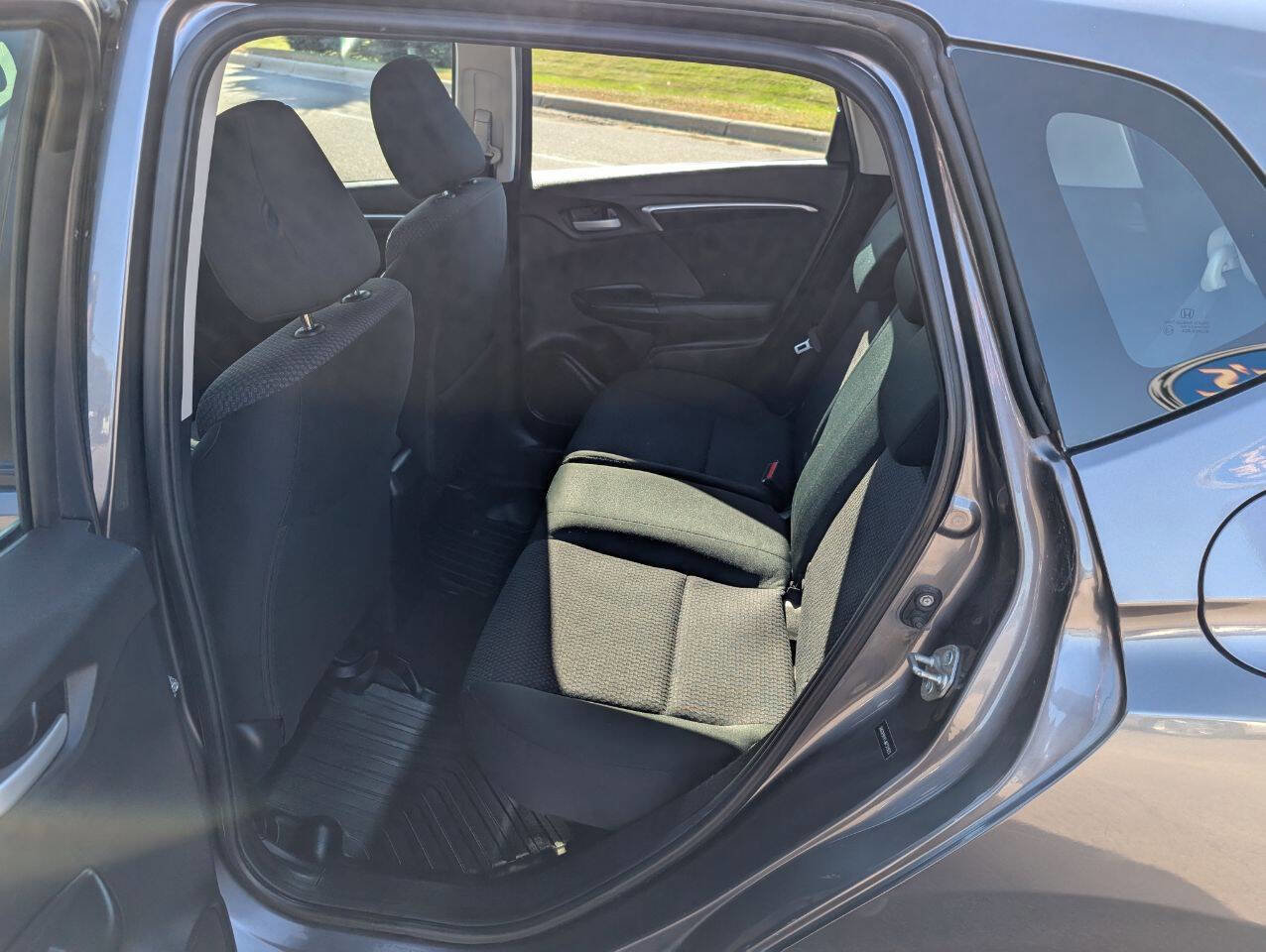 Used 2018 Honda Fit LX image 14