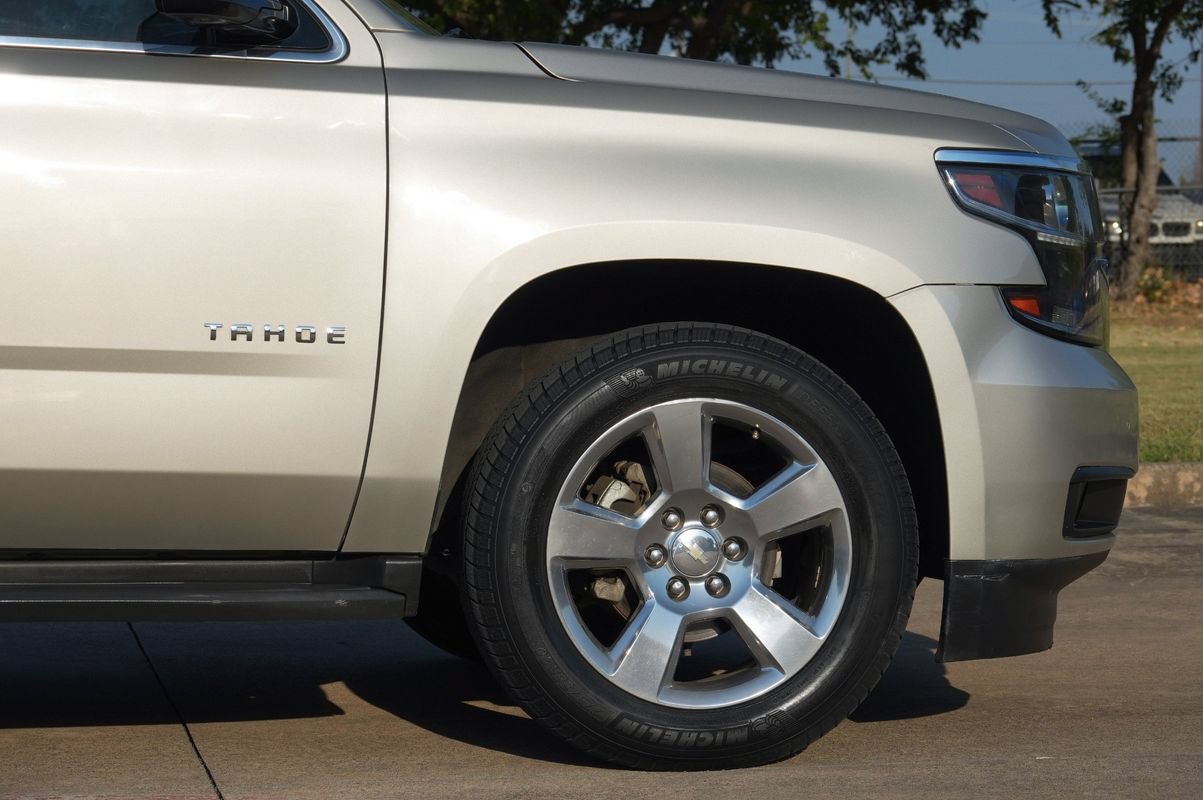 Used 2017 Chevrolet Tahoe LT w/ Luxury Package RWD image 29