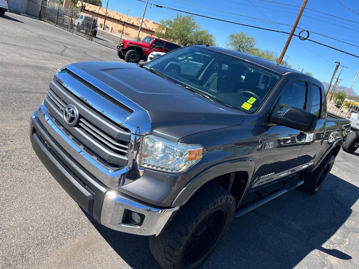 Used 2014 Toyota Tundra SR5 w/ SR5 Upgrade Package AWD/4WD image 44