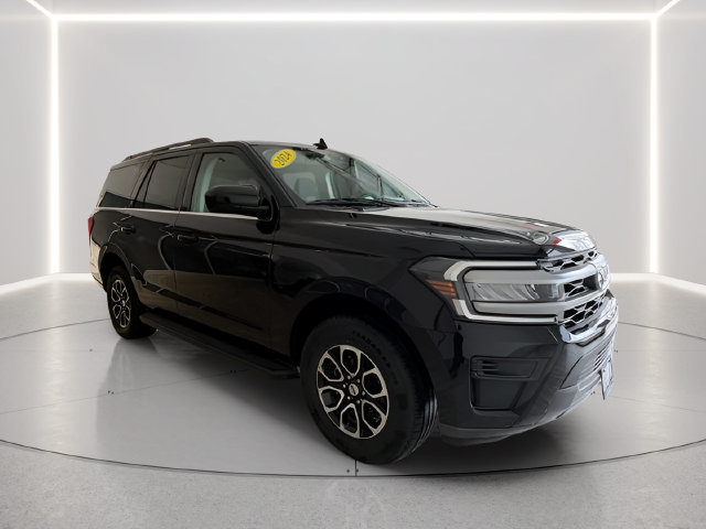 Used 2024 Ford Expedition XLT AWD/4WD image 10