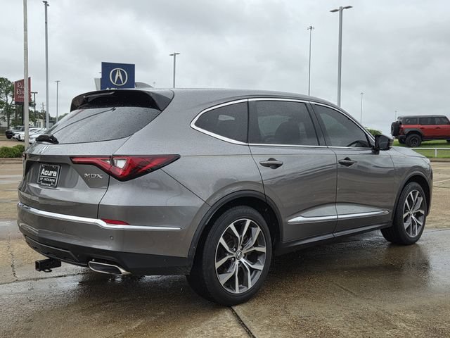 Certified 2023 Acura MDX FWD w/ Technology Package image 4