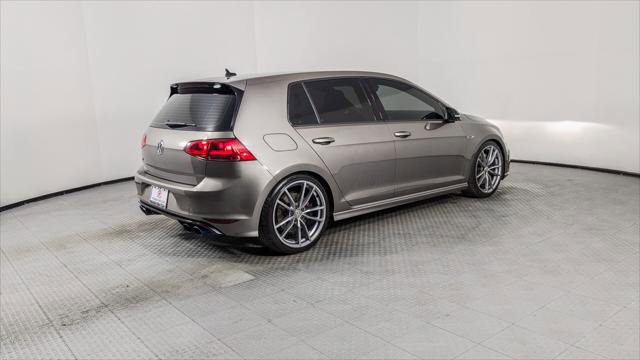 Used 2017 Volkswagen Golf R 4-Door image 8