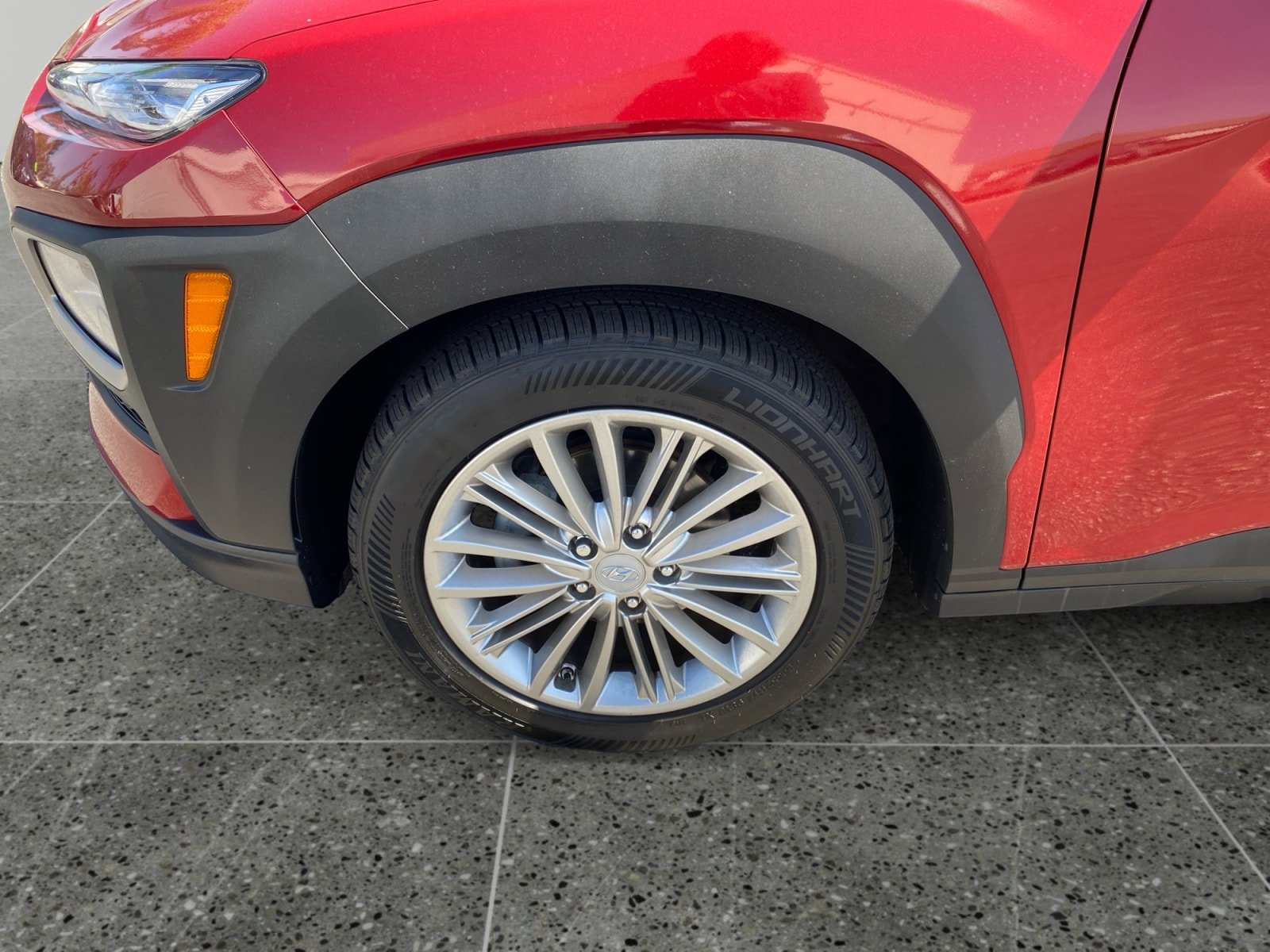 Used 2021 Hyundai Kona SEL FWD image 14