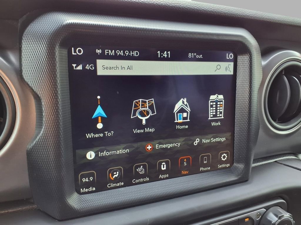 Used 2021 Jeep Gladiator Willys image 7