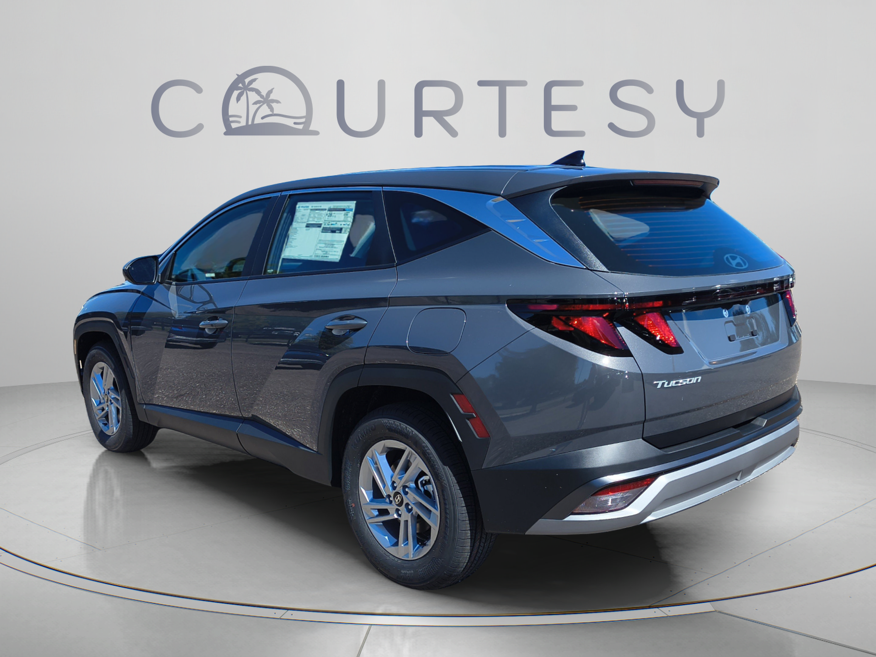 New 2026 Hyundai Tucson SE FWD image 3