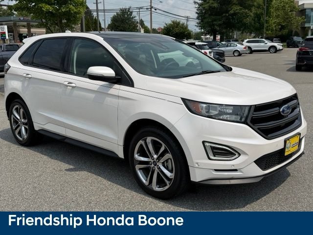 Used 2017 Ford Edge Sport w/ Equipment Group 401A AWD/4WD image 3