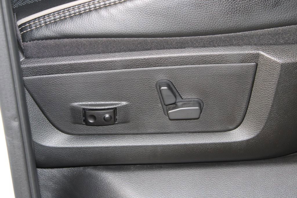 Used 2024 RAM 2500 Laramie image 28