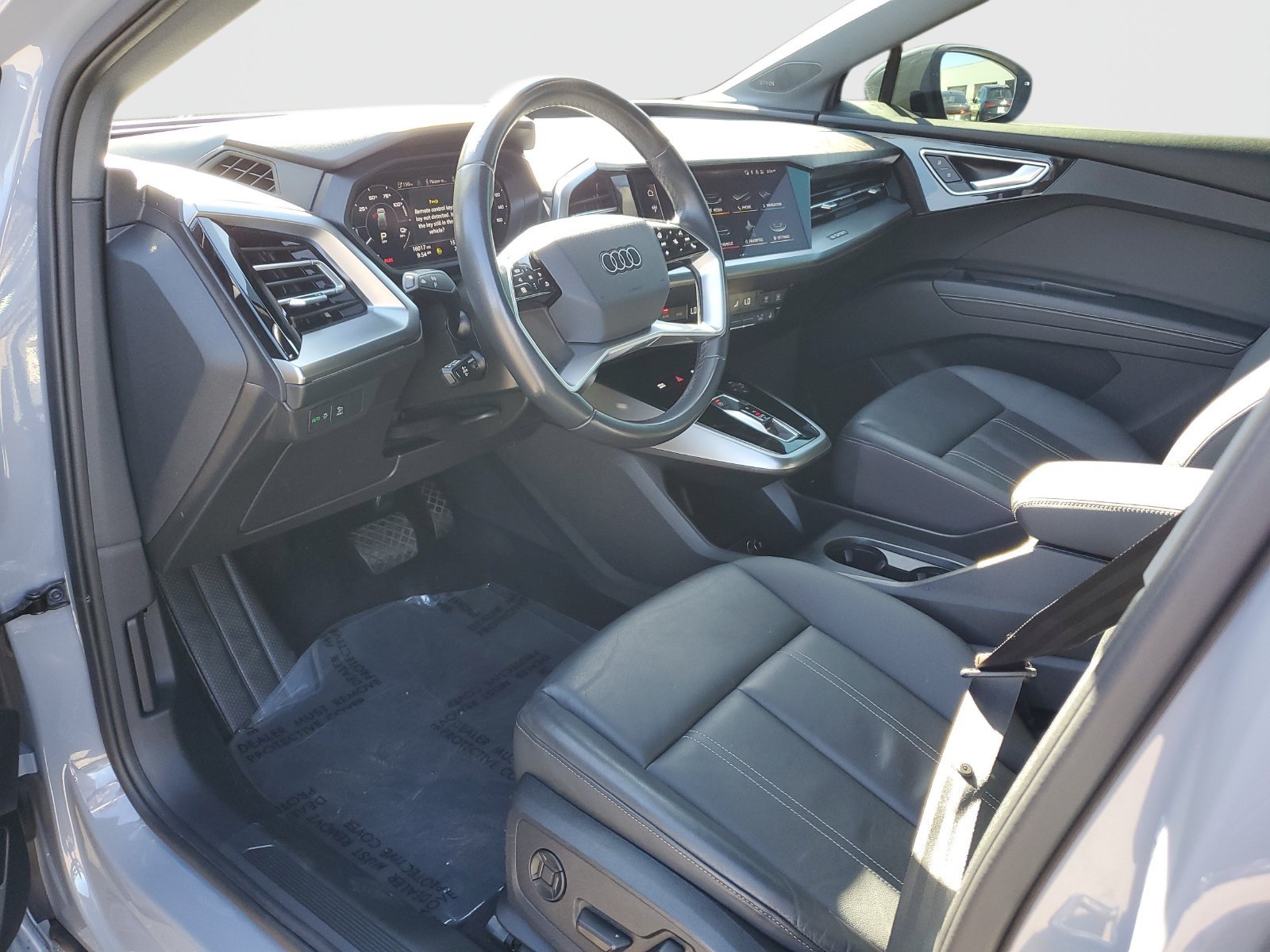 Used 2023 Audi Q4 e-tron Prestige AWD/4WD image 19
