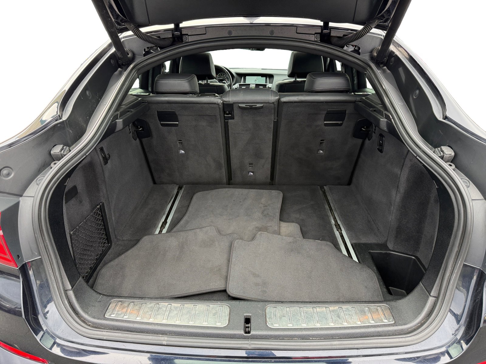 Used 2018 BMW X4 xDrive28i image 17