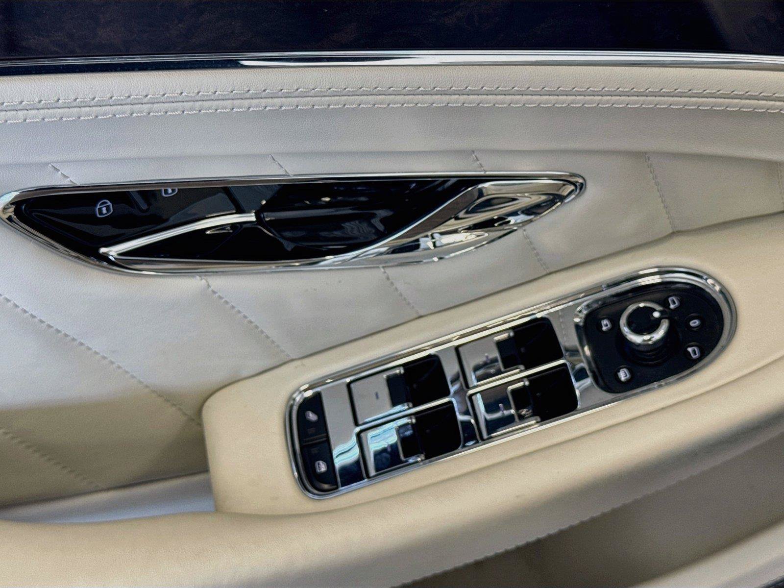 Used 2024 Bentley Continental GT V8 AWD/4WD image 18