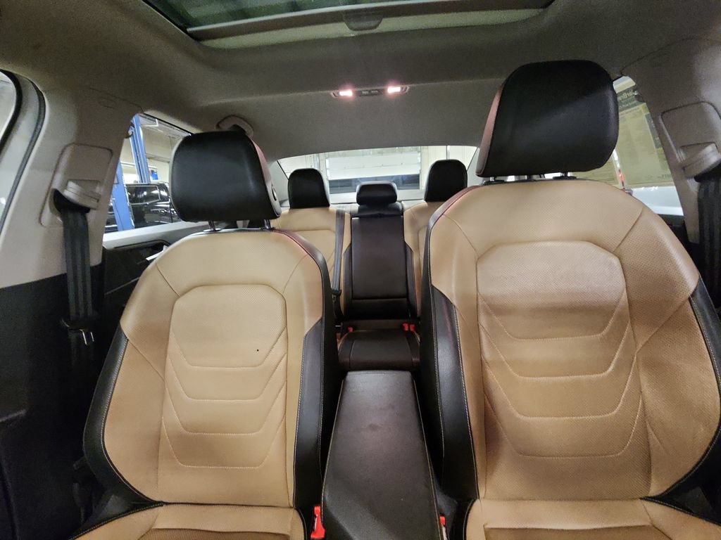 Used 2019 Volkswagen Jetta SEL Premium FWD image 35