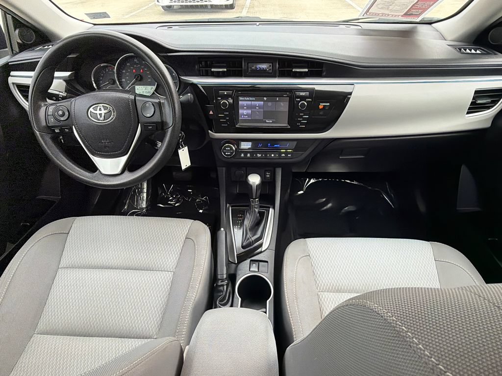 Used 2016 Toyota Corolla LE FWD image 14