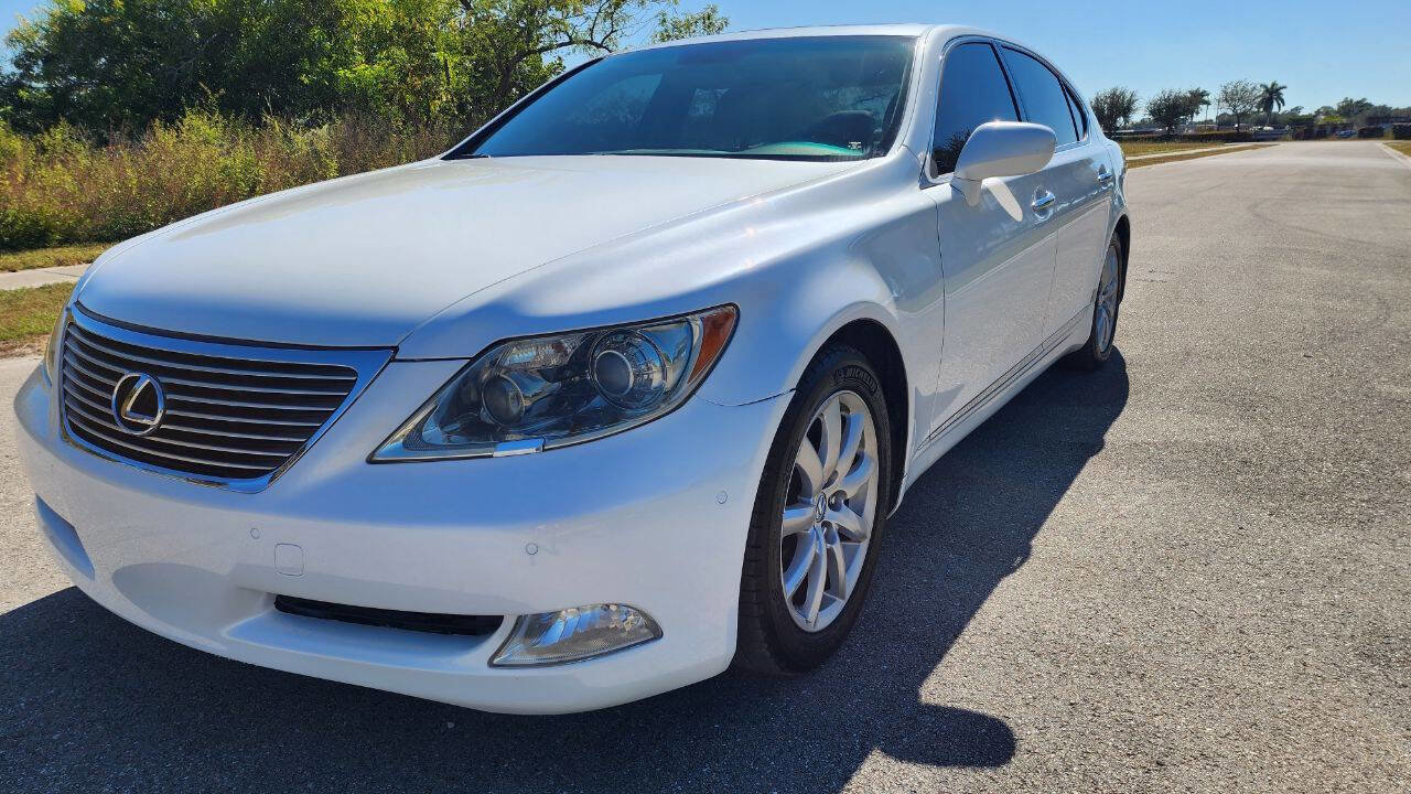 Used 2009 Lexus LS 460 L image 3