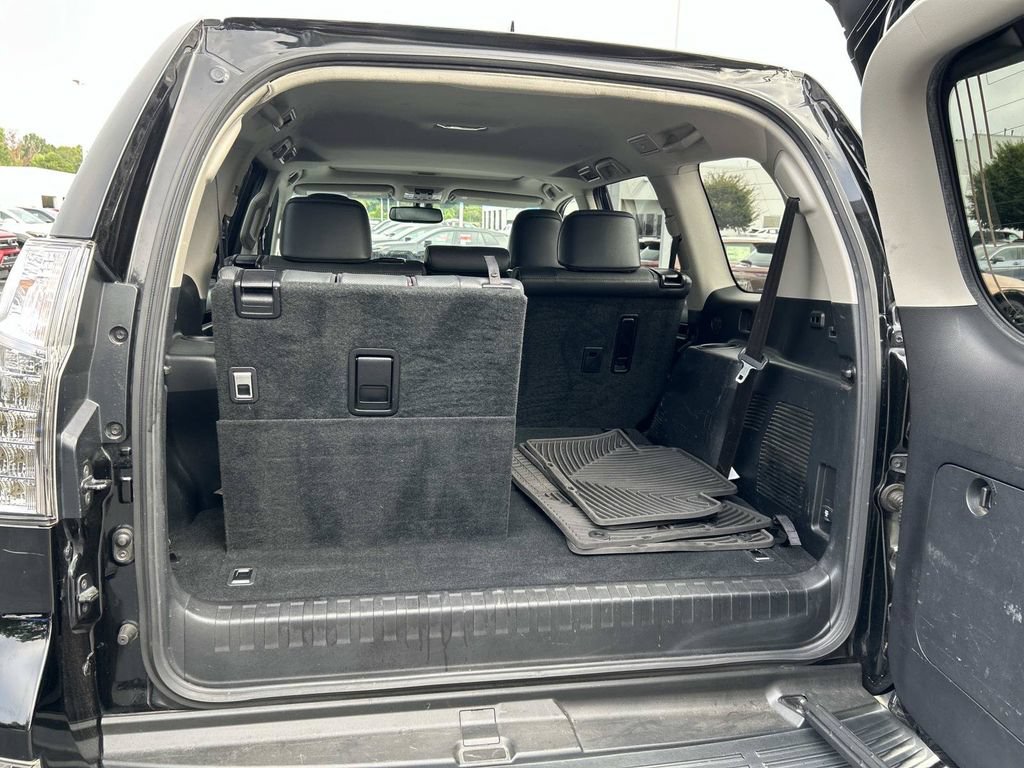 Used 2018 Lexus GX 460 Premium w/ Premium Package AWD/4WD image 11