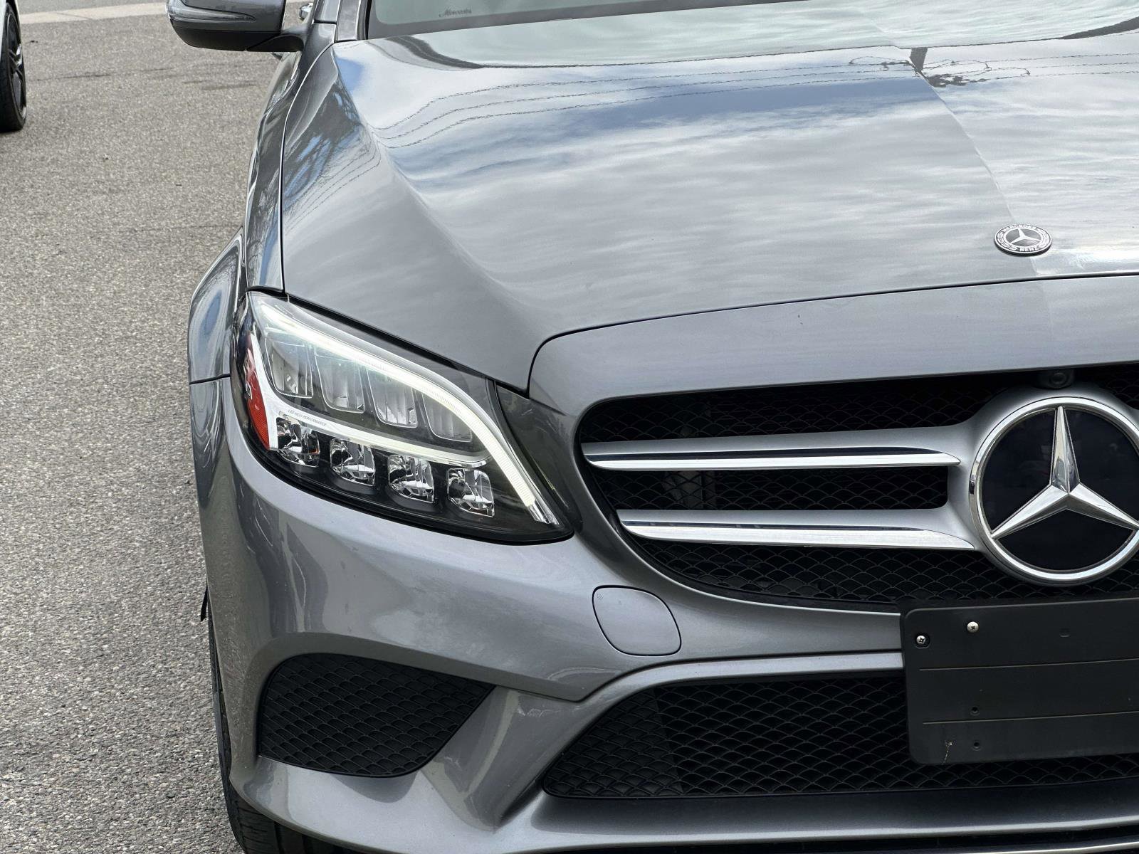 Used 2019 Mercedes-Benz C 300 4MATIC Sedan w/ Premium Package image 9