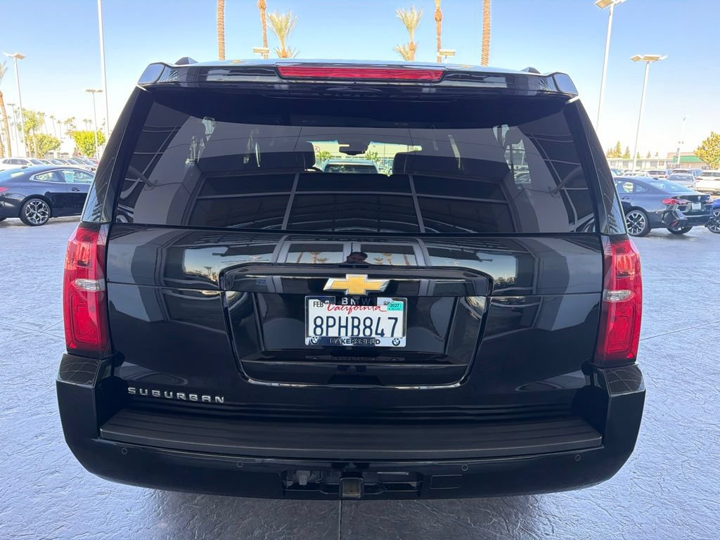 Used 2019 Chevrolet Suburban LT AWD/4WD image 4