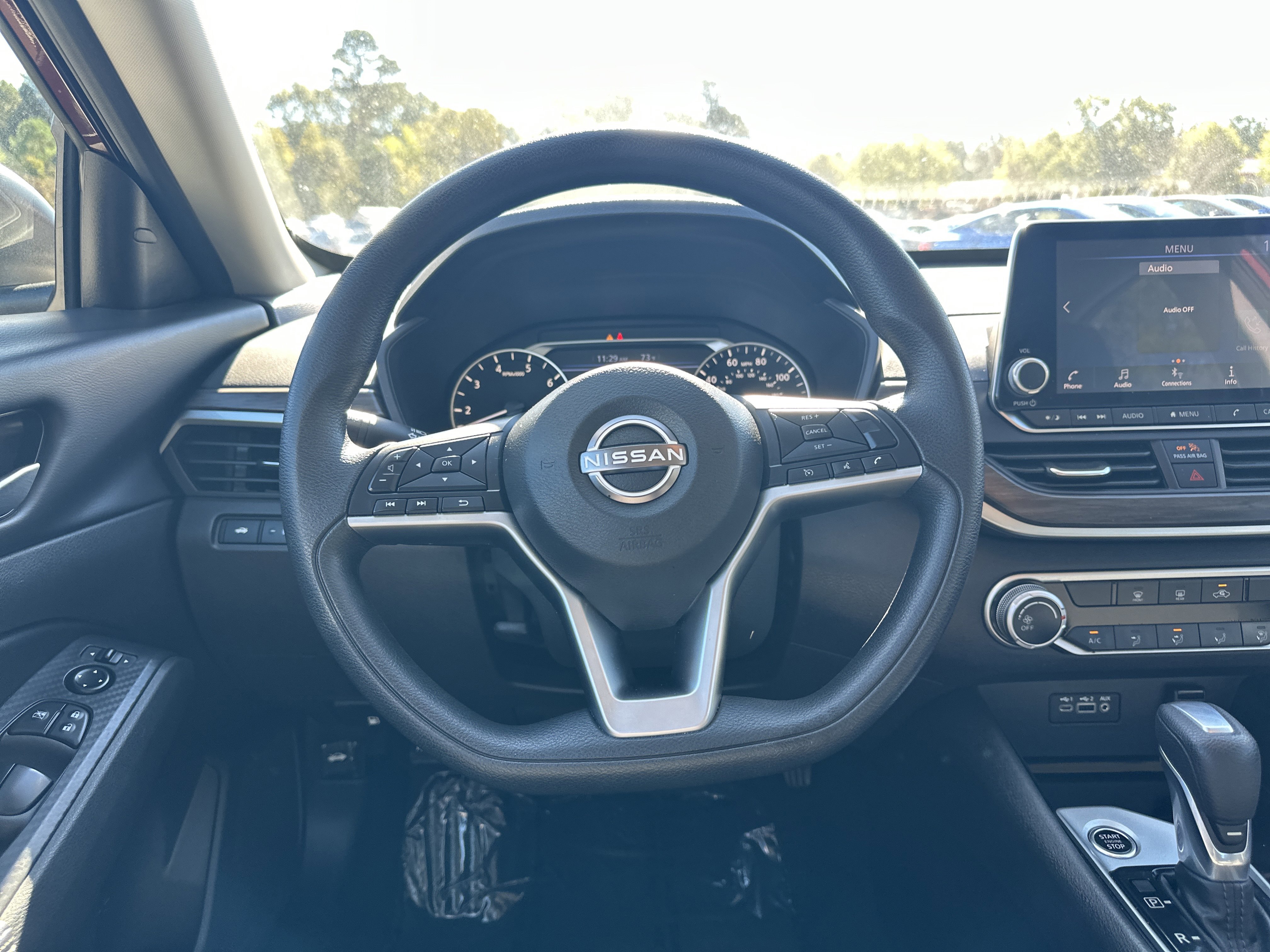 Used 2024 Nissan Altima 2.5 SV image 23