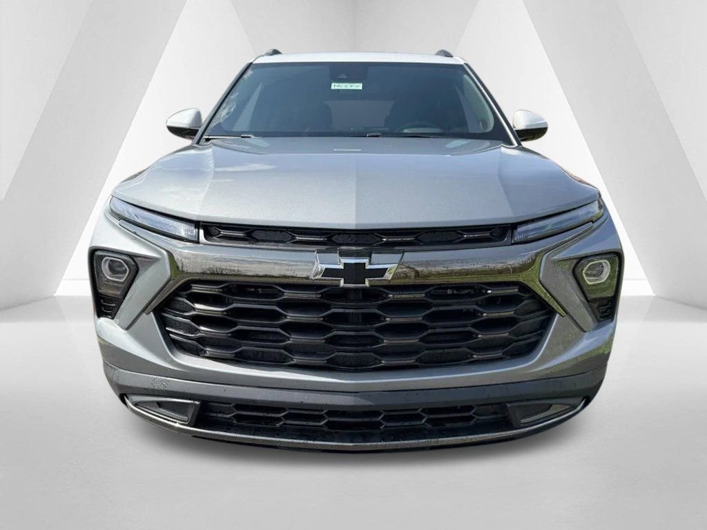 New 2025 Chevrolet TrailBlazer ACTIV w/ Driver Confidence Package image 2