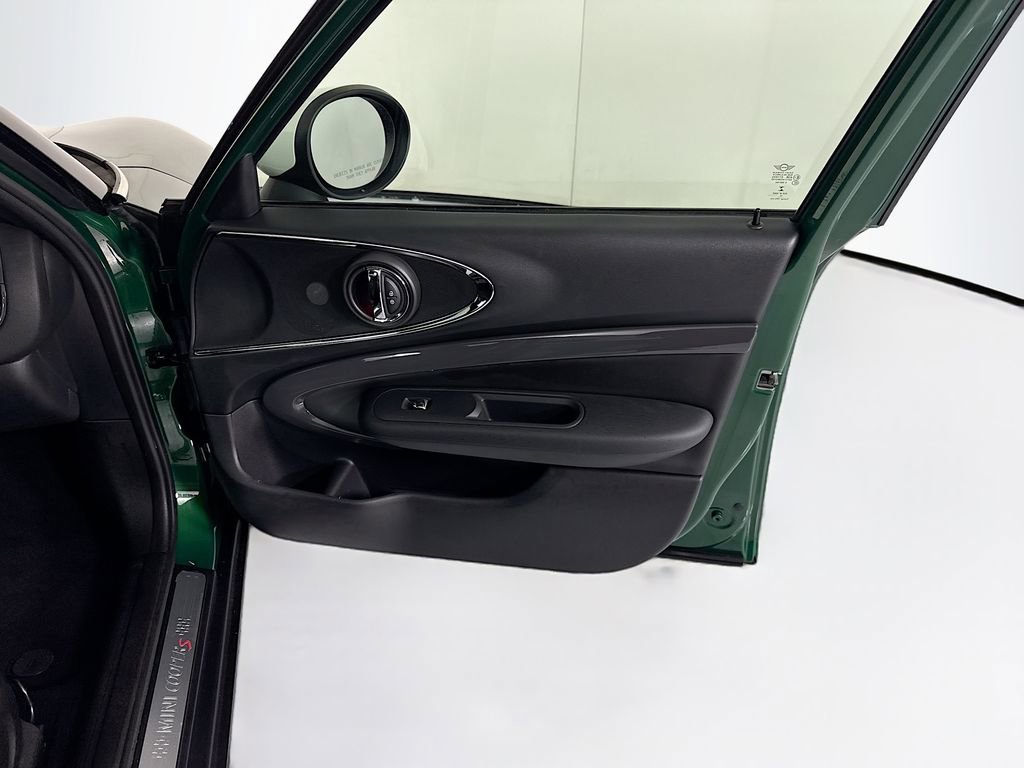 Used 2020 MINI Cooper Clubman S w/ Storage Package image 25