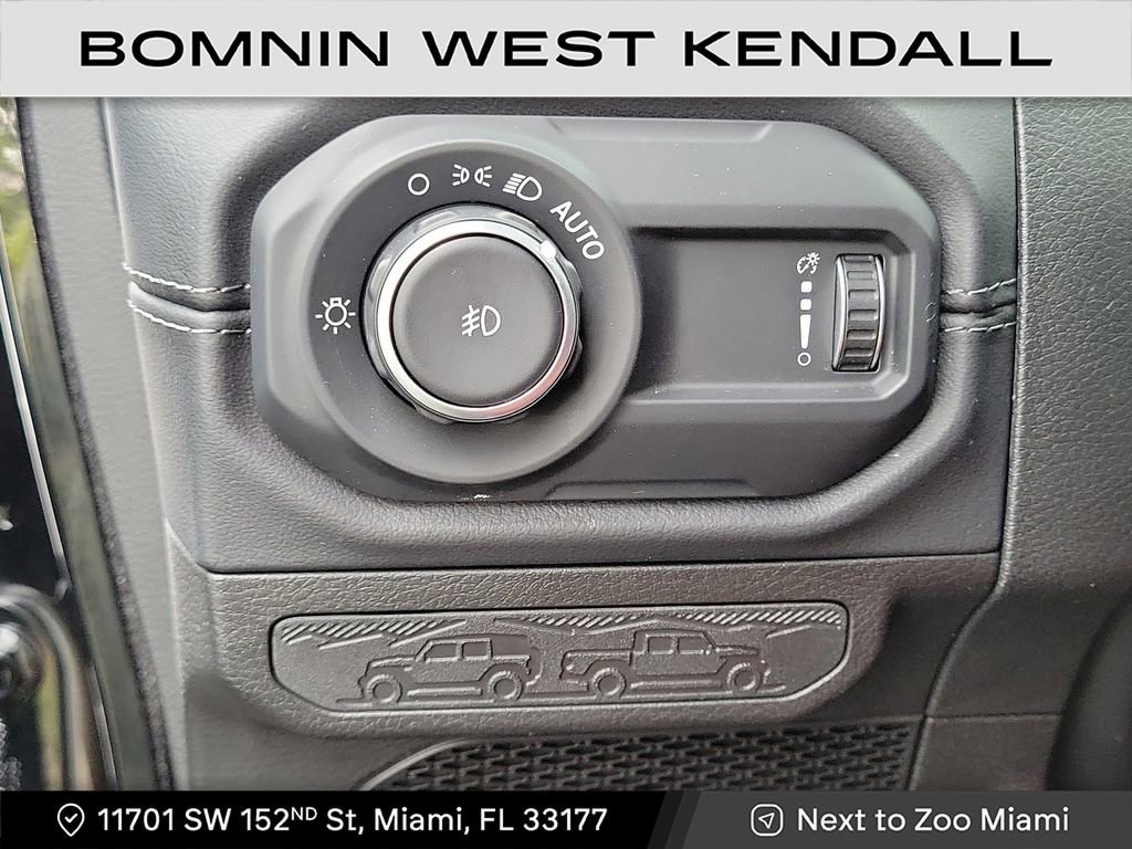 Used 2024 Jeep Wrangler Unlimited Rubicon 392 image 28