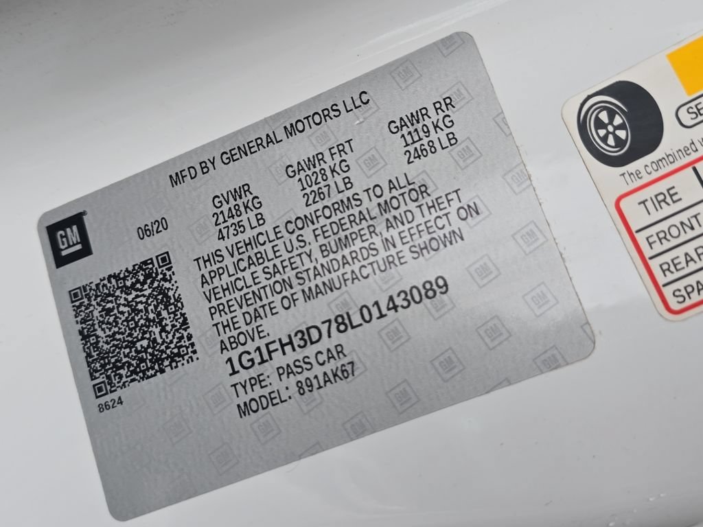 Used 2020 Chevrolet Camaro SS RWD image 28