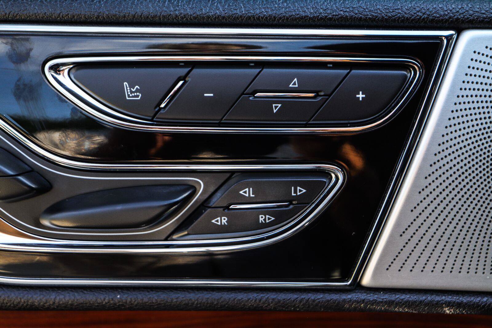Used 2019 Lincoln Navigator Reserve w/ Cargo Package AWD/4WD image 45