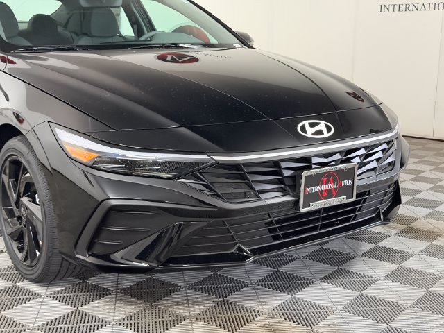 New 2026 Hyundai Elantra Sport FWD image 11
