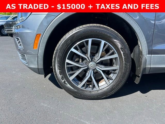 Used 2020 Volkswagen Tiguan SE image 9