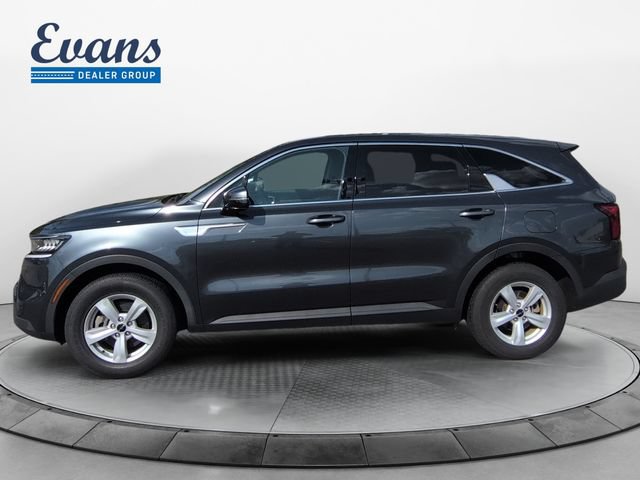 Used 2023 Kia Sorento LX FWD image 3