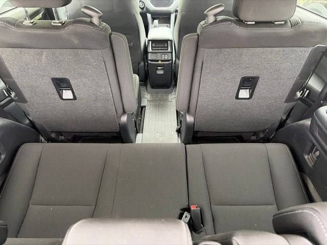 Used 2024 Subaru Ascent Premium w/ Convenience Package AWD/4WD image 16