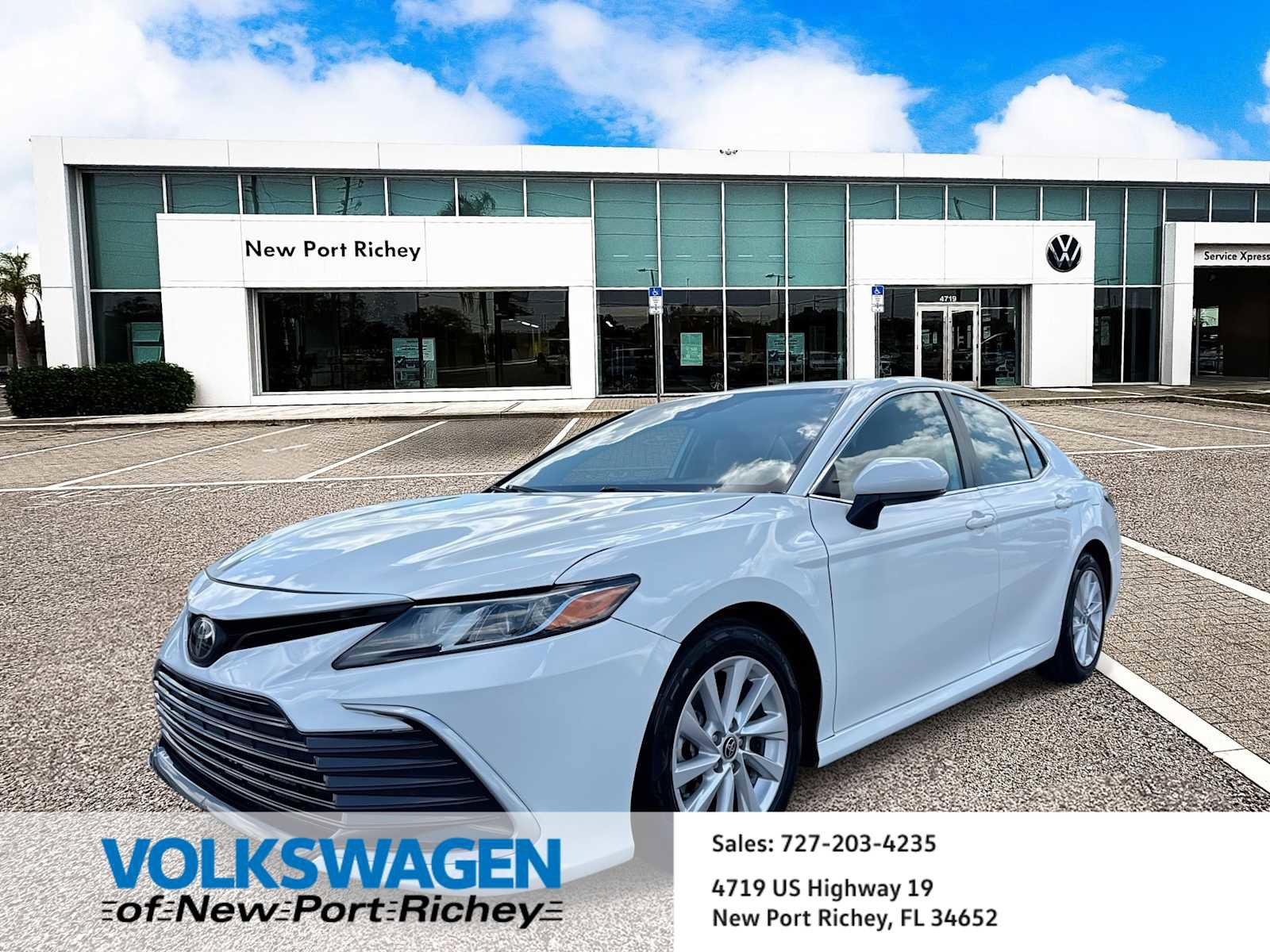 Used 2023 Toyota Camry LE