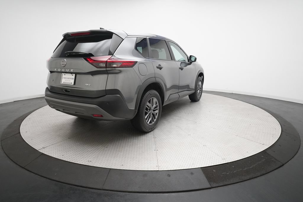 Used 2023 Nissan Rogue S AWD/4WD image 33