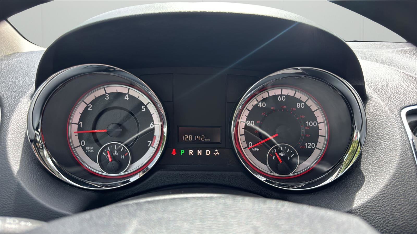 Used 2015 Dodge Grand Caravan American Value Package FWD image 17