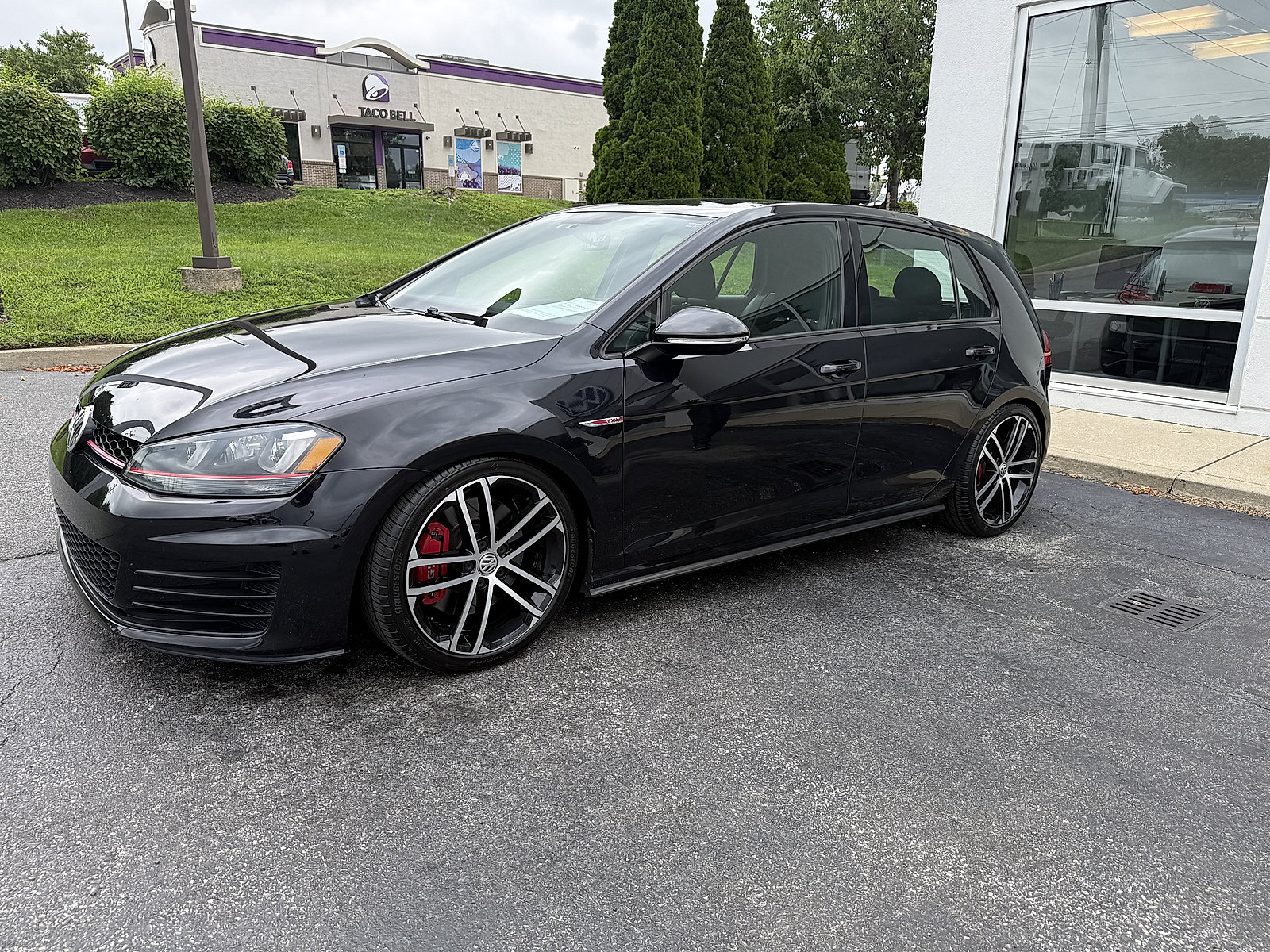 Used 2017 Volkswagen GTI Sport FWD image 2