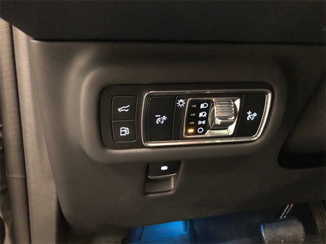 Used 2024 Lincoln Nautilus Reserve w/ Equipment Group 203A image 19