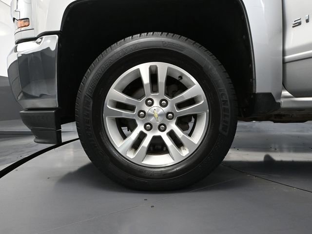 Used 2017 Chevrolet Silverado 1500 LT w/ All Star Edition image 18