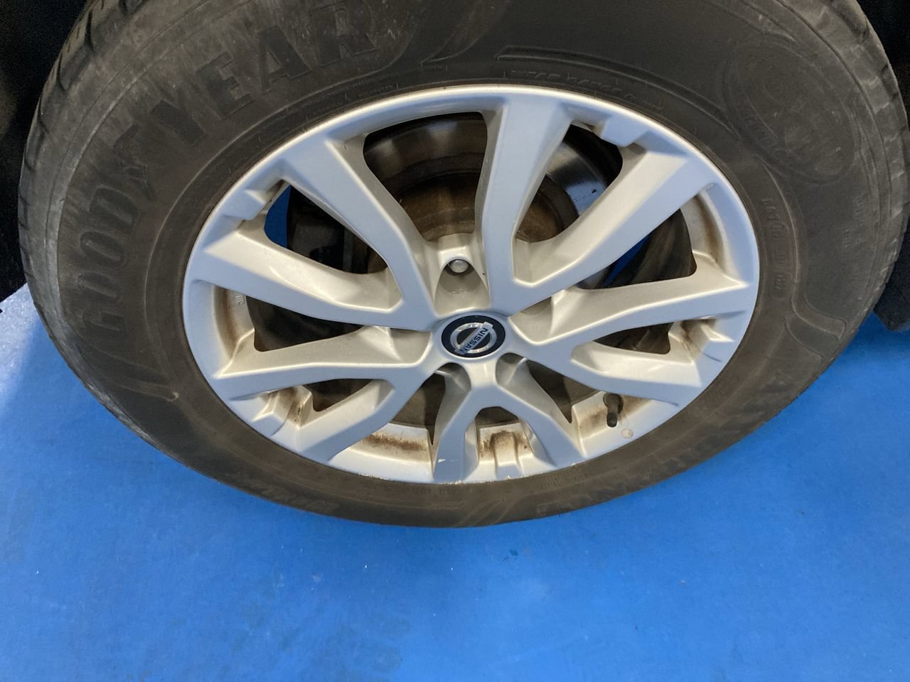 Used 2019 Nissan Rogue SV AWD/4WD image 9
