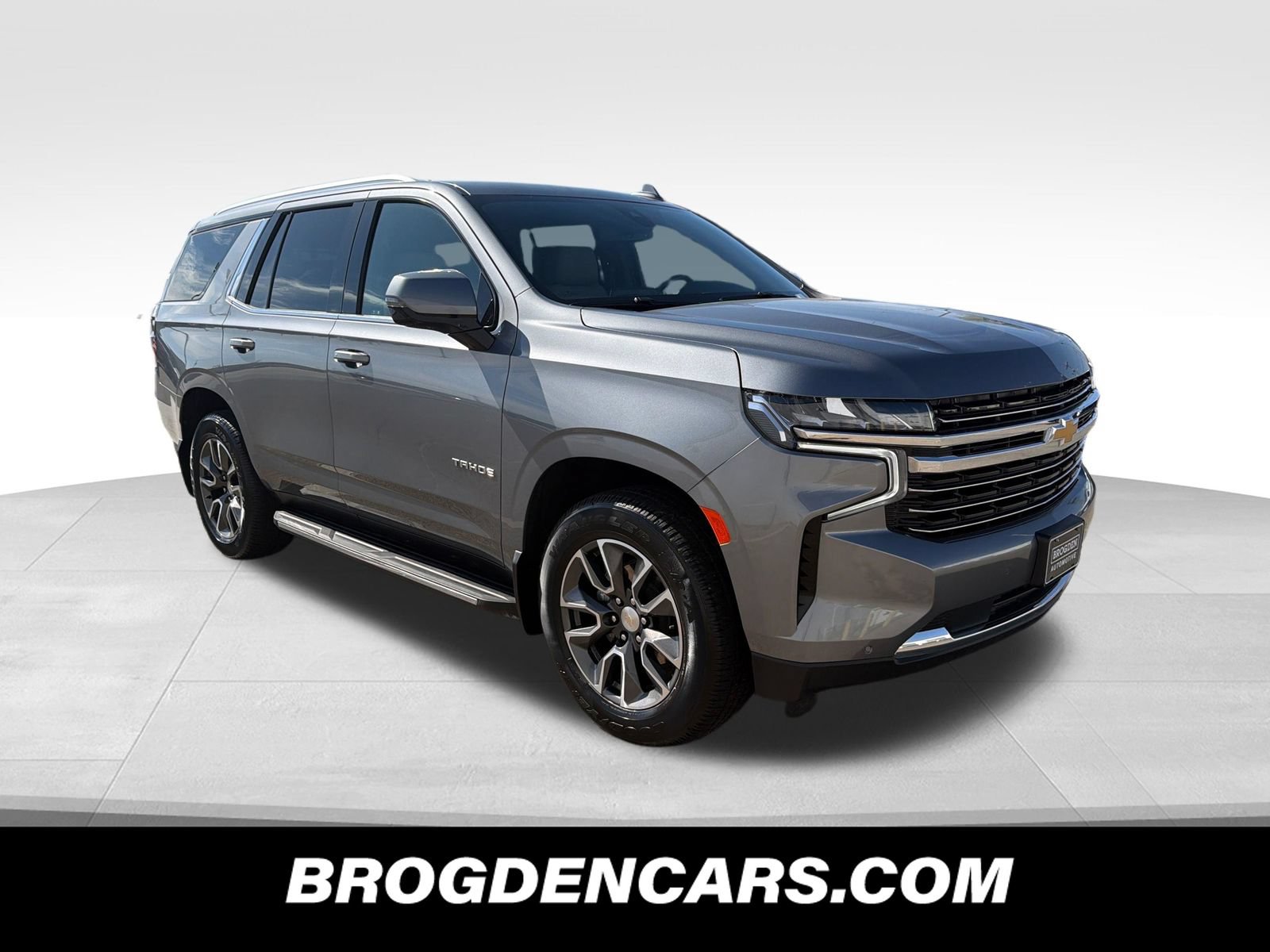 Used 2021 Chevrolet Tahoe LT w/ Luxury Package AWD/4WD image 1