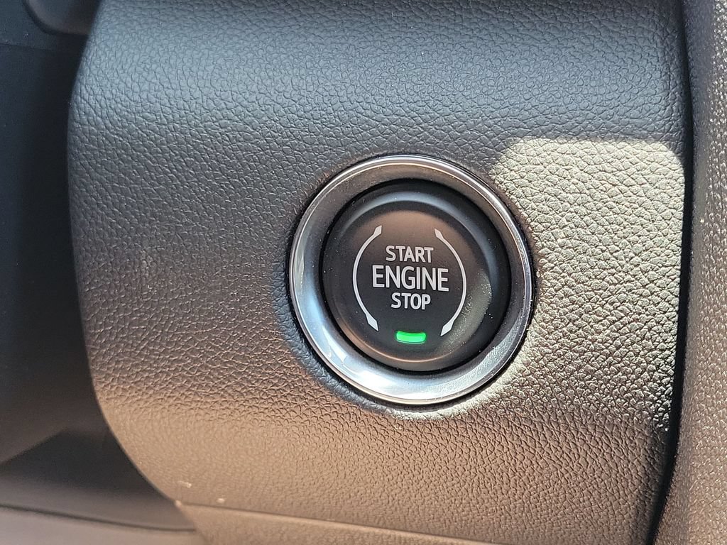 Used 2026 GMC Acadia AT4 w/ Luxury Package AWD/4WD image 17
