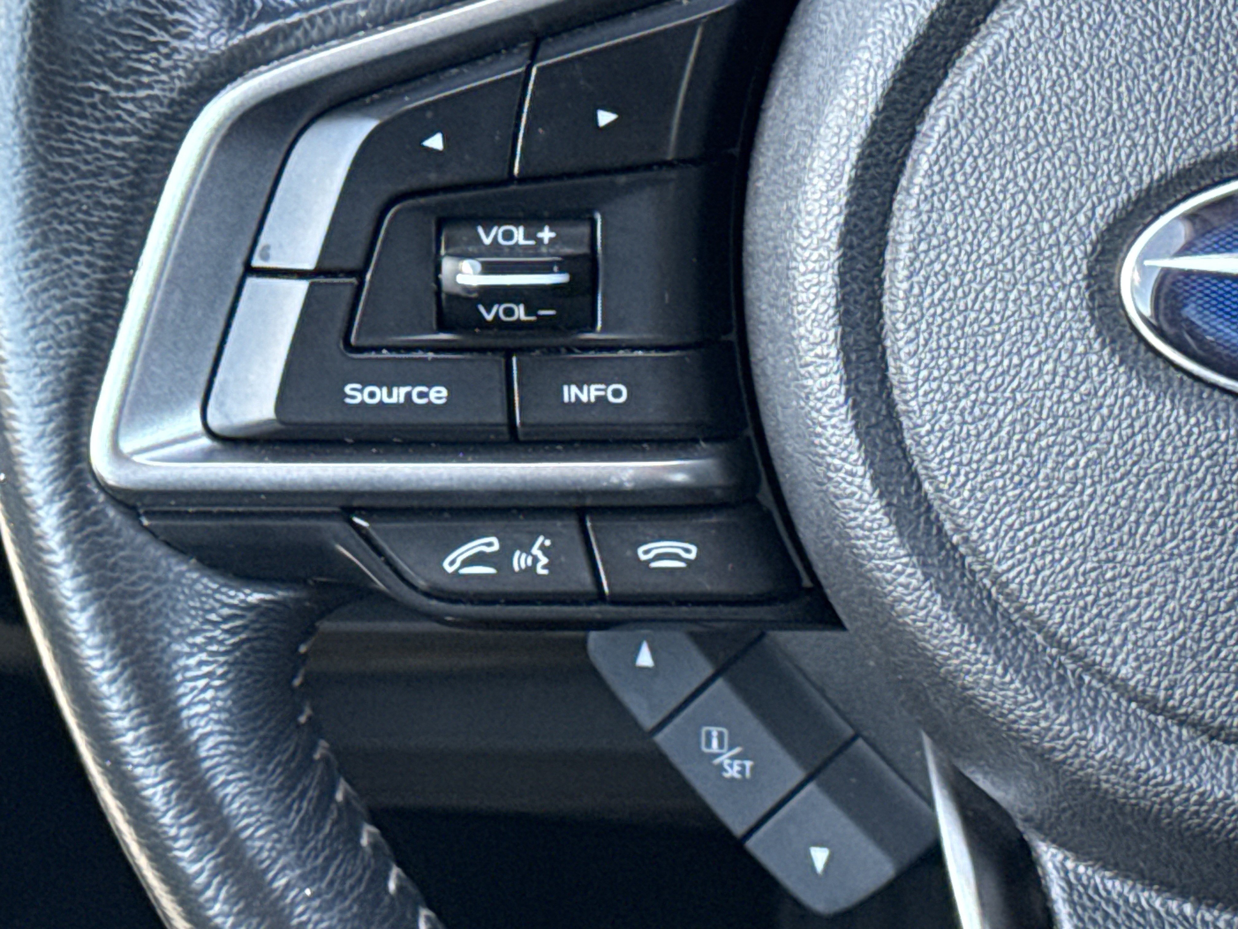 Used 2022 Subaru Forester Premium AWD/4WD image 18